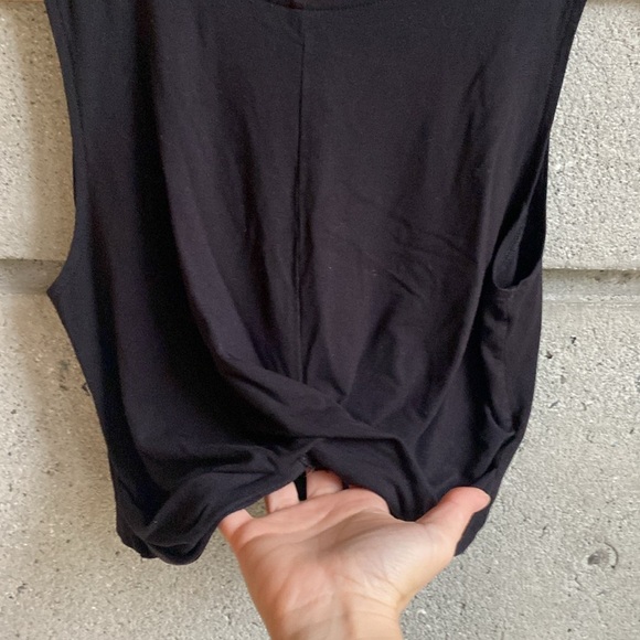 27. NWOT H&M Cross Front Crop - Picture 3 of 5